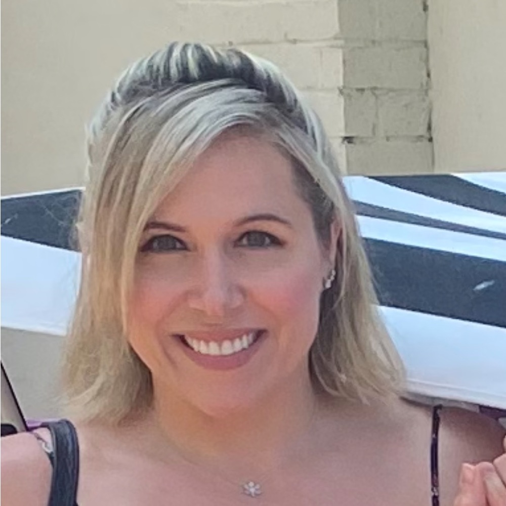 Meet your Posher, Nikki